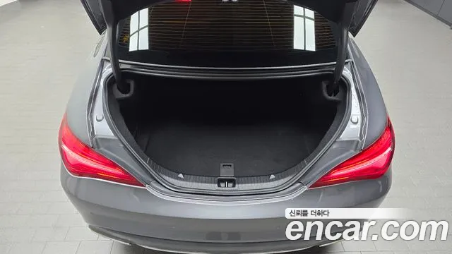 Mercedes-Benz CLA-Class 2017 — фото 20
