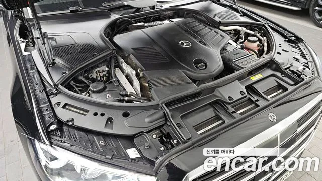 Mercedes-Benz S-Class 2023 — фото 6