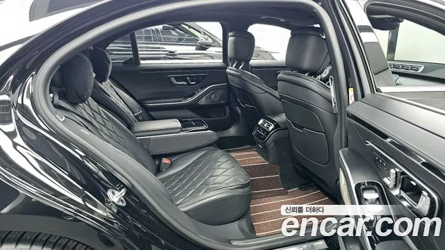Mercedes-Benz S-Class 2023 — фото 12