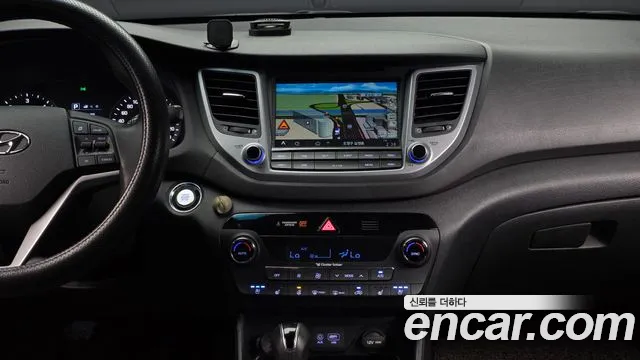 Hyundai Tucson 2017 — фото 12
