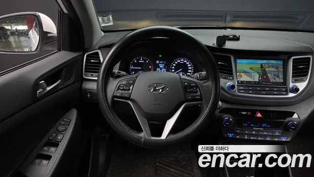 Hyundai Tucson 2017 — фото 13