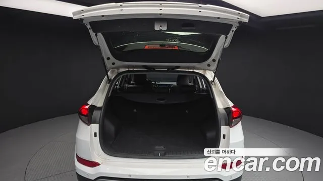 Hyundai Tucson 2017 — фото 20