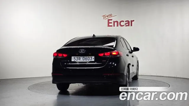 Hyundai AVANTE 2016 — фото 4