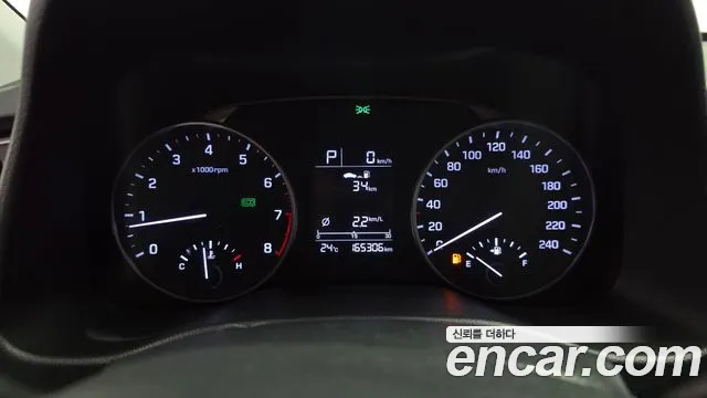 Hyundai AVANTE 2016 — фото 11