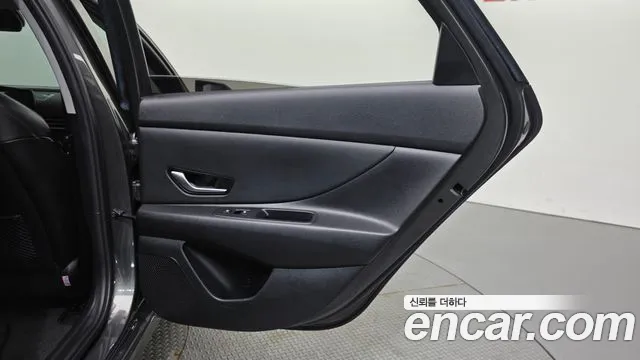 Hyundai AVANTE 2022 — фото 15