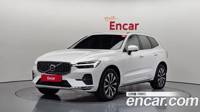 Volvo XC60 2024 — фото 1