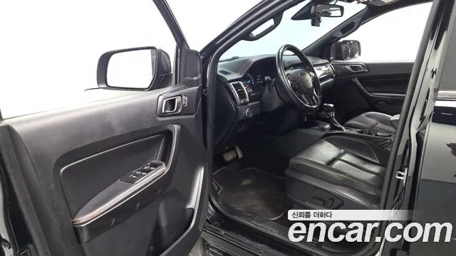 Ford Ranger 2021 — фото 11