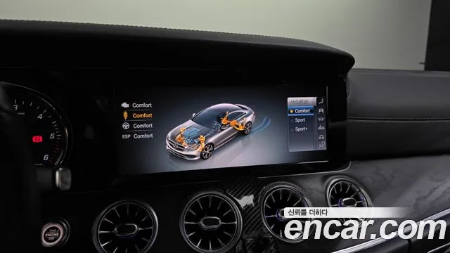 Mercedes-Benz E-Class 2019 — фото 16