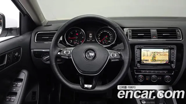 Volkswagen Jetta 2015 — фото 13