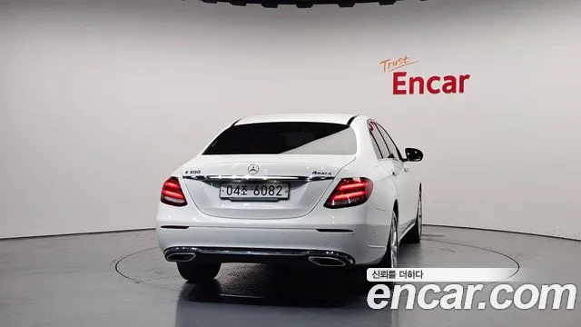 Mercedes-Benz E-Class 2019 — фото 4