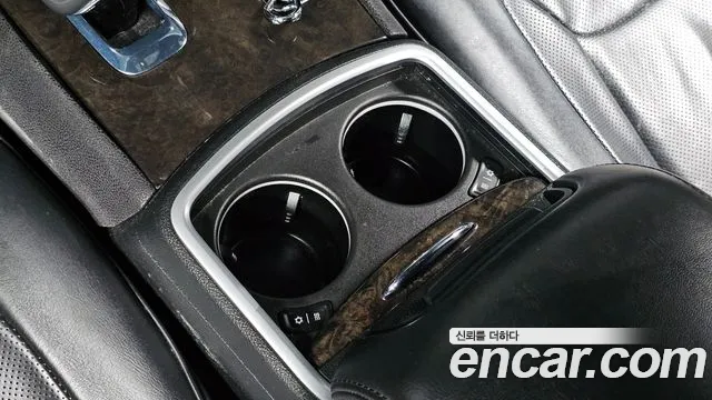Chrysler 300C 2014 — фото 17