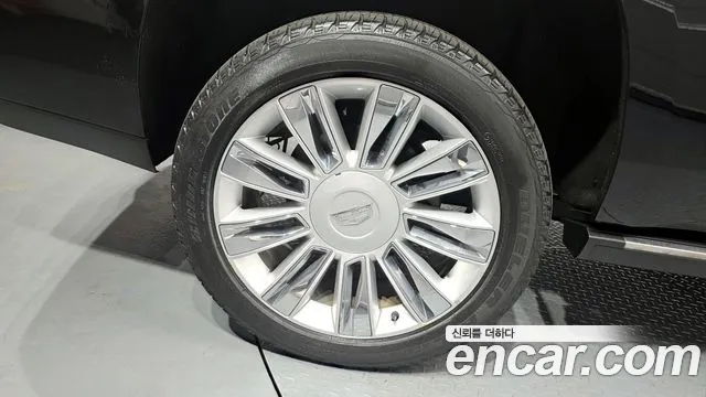 Cadillac Escalade 2020 — фото 5