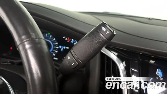 Cadillac Escalade 2020 — фото 12