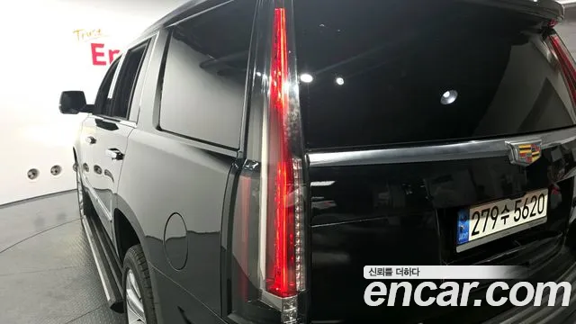 Cadillac Escalade 2020 — фото 9