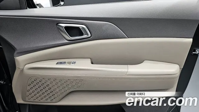 Kia Canival 2025 — фото 14