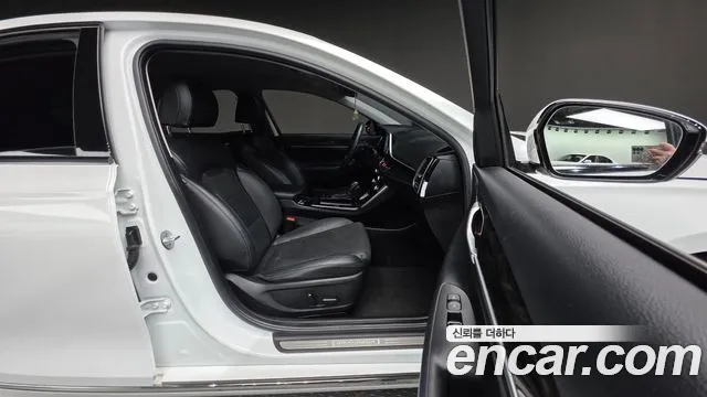 Hyundai Grandeur 2018 — фото 10