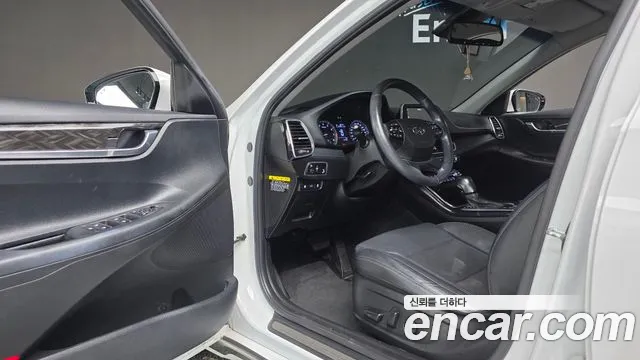 Hyundai Grandeur 2018 — фото 11