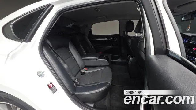 Hyundai Grandeur 2018 — фото 19