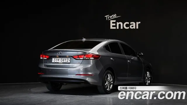 Hyundai AVANTE 2017 — фото 2