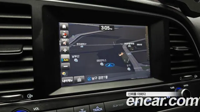 Hyundai AVANTE 2017 — фото 16