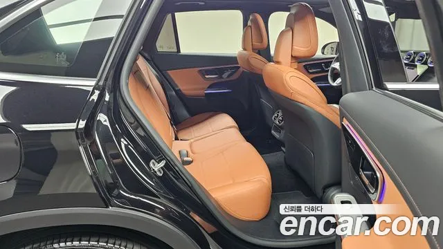 Mercedes-Benz GLC-Class 2025 — фото 17