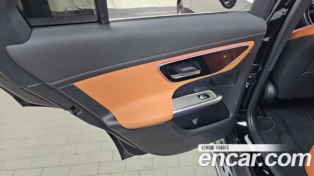 Mercedes-Benz GLC-Class 2025 — фото 15