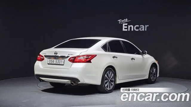 Nissan Altima 2017 — фото 2