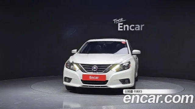Nissan Altima 2017 — фото 3