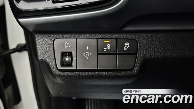 Kia Stonic 2020 — фото 13