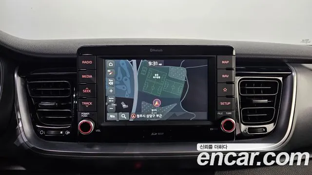 Kia Stonic 2020 — фото 16