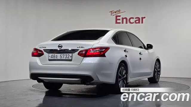 Nissan Altima 2017 — фото 2