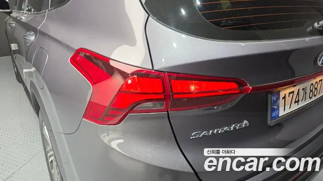 Hyundai Santafe 2022 — фото 9