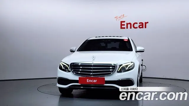 Mercedes-Benz E-Class 2019 — фото 3