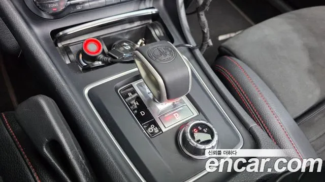 Mercedes-Benz A-Class 2017 — фото 11