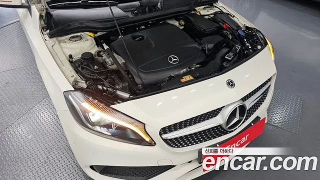 Mercedes-Benz A-Class 2018 — фото 6