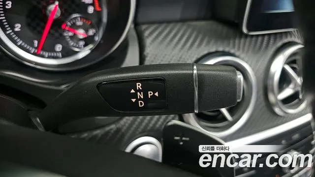 Mercedes-Benz A-Class 2018 — фото 12