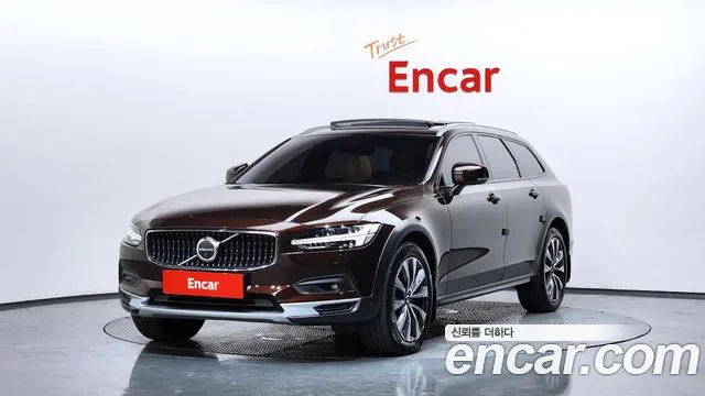 Volvo V90 2021 — фото 1