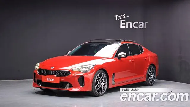 Kia Stinger 2021 — фото 1
