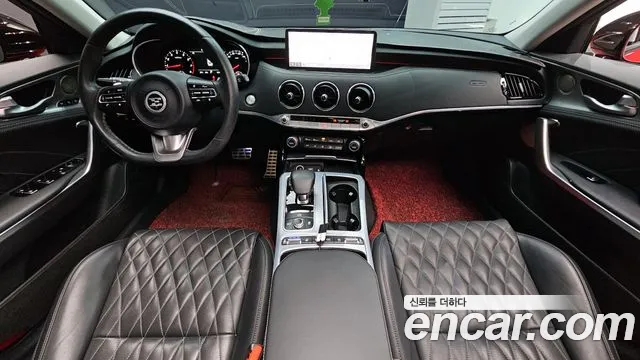 Kia Stinger 2021 — фото 10