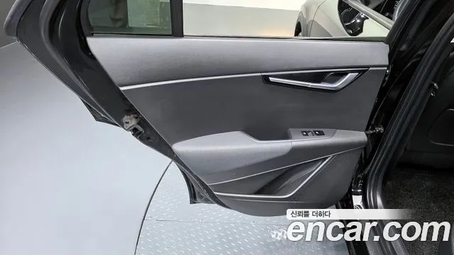Kia Niro 2022 — фото 15