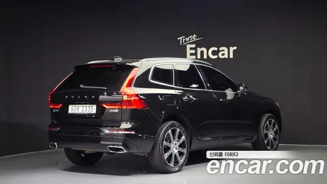 Volvo XC60 2018 — фото 2