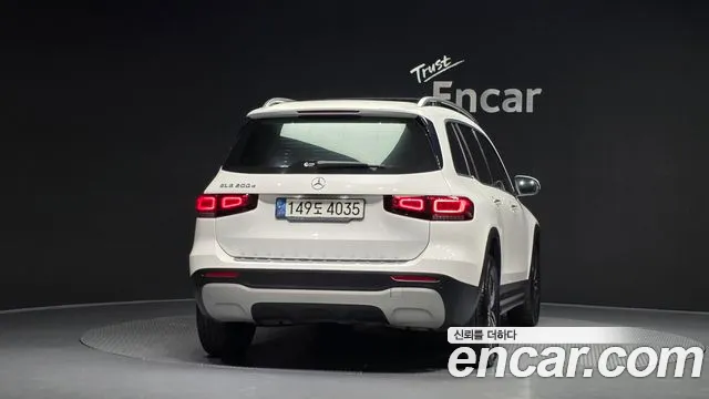 Mercedes-Benz GLB-Class 2021 — фото 4