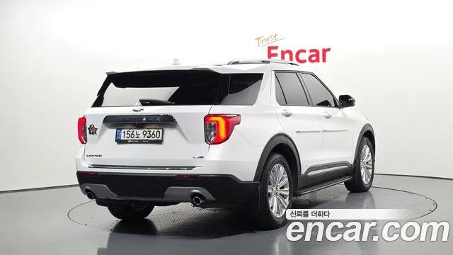 Ford Explorer 2020 — фото 2