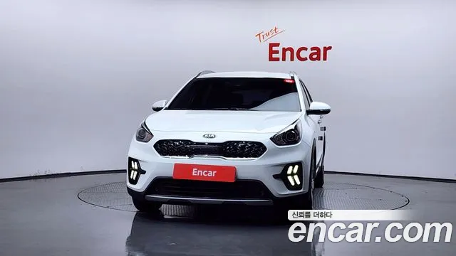 Kia Niro 2021 — фото 3