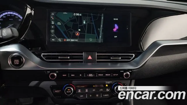Kia Niro 2021 — фото 18