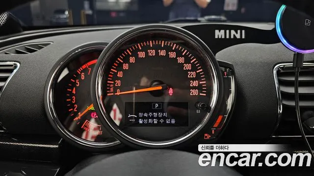 Mini Clubman 2019 — фото 11