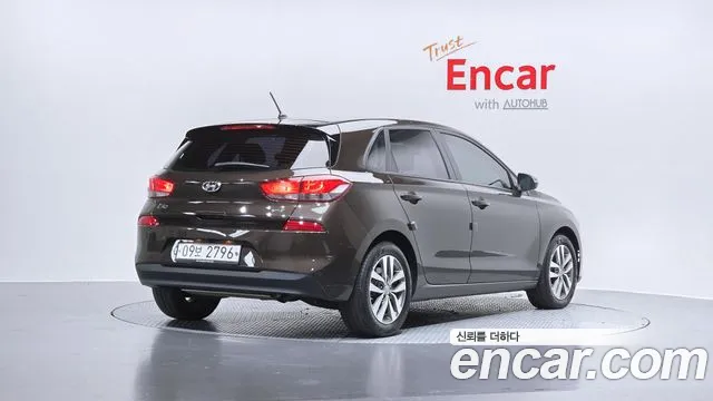 Hyundai i30 2018 — фото 2