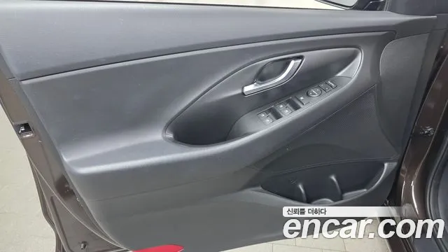 Hyundai i30 2018 — фото 14