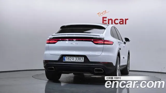 Porsche Cayenne 2021 — фото 4