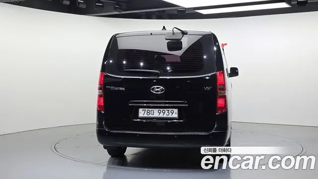 Hyundai Starex 2018 — фото 4